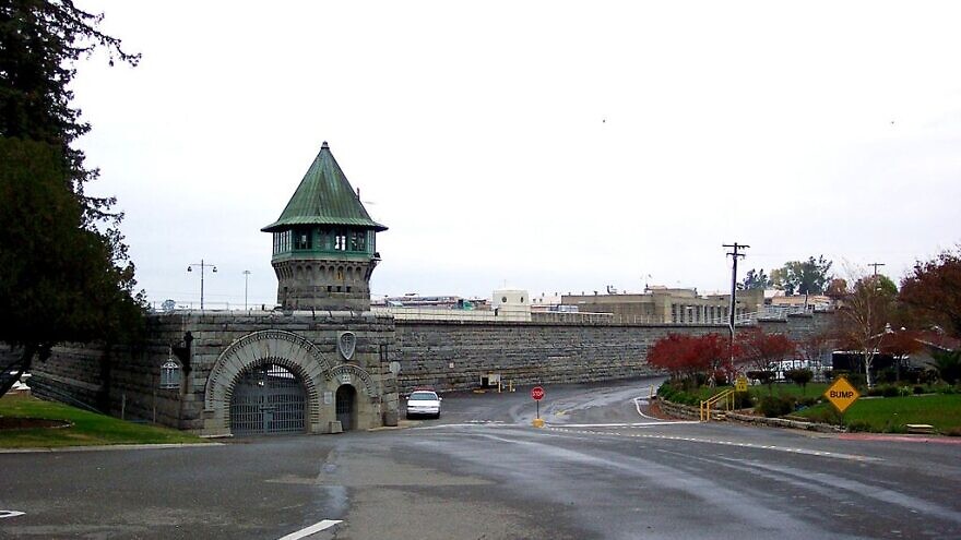 Folsom State Prison in Folsom, Calif., January 2007. Credit: Wikimedia Commons.