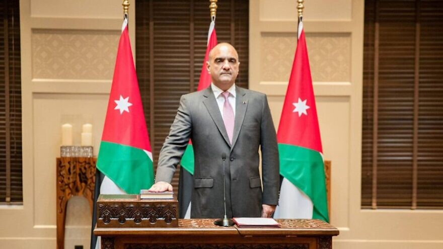 Jordanian Prime Minister Bisher al-Khasawneh at his swearing-in ceremony on Oct. 12, 2020. Source: Embassy of the Hashemite Kingdom of Jordan, Washington, D.C.