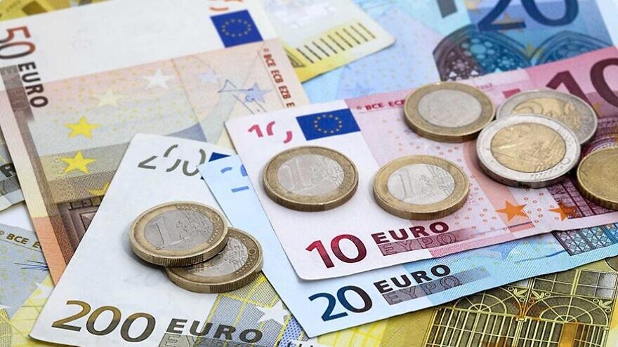 Euros. Credit: Wikipedia.