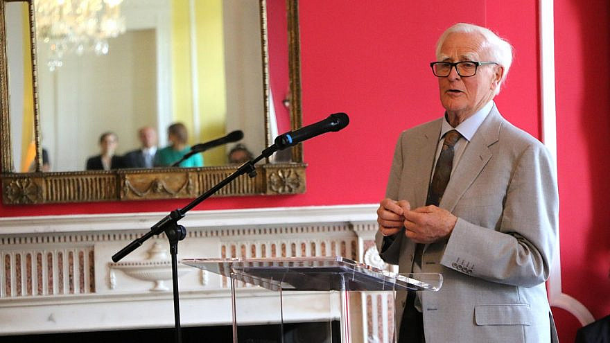John le Carré giving a speech in 2017. Credit: Wikimedia Commons/German Embassy London.