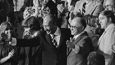 Egyptian President Anwar Sadat (left) and Israeli Prime Minister Menachem Begin during a Joint Session of Congress when U.S. President Jimmy Carter announced the results of the Camp David Accords, Sept. 18, 1978. Credit: Warren K. Leffler of U.S. News & World Report, Library of Congress via Wikimedia Commons.