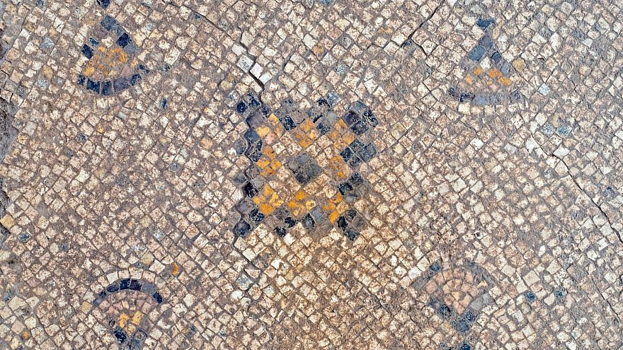 The mosaic flooring, unearthed in 2021 in Yavne, will go on display at the city's cultural center. Credit: Israel Antiquities Authority.