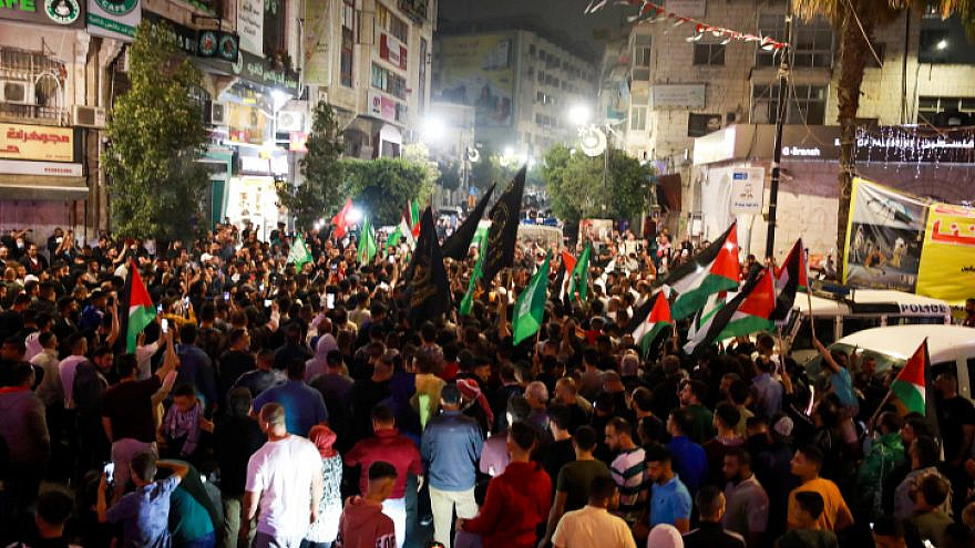 Celebrations in the streets of Ramallah following a ceasefire between Israel and Hamas in Gaza, May 21, 2021. Photo by Flash90.