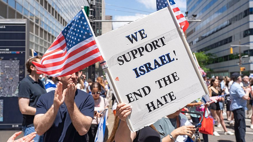 Jewish and pro-Israel gathered in solidarity with Israel and in protest against rising levels of anti-Semitism and severe anti-Jewish attacks in New York City, May 23, 2021. Credit: Ron Adar/Shutterstock.