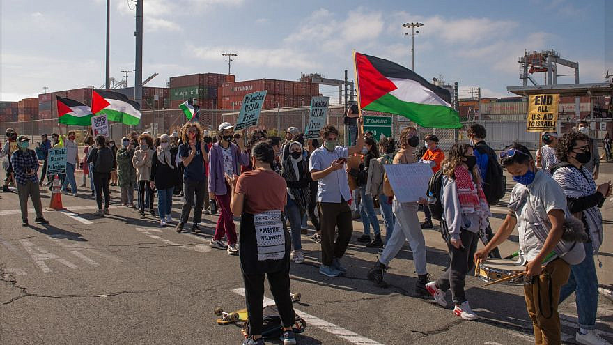 Pro-Palestinian activists protest against the unloading of an Israeli ship at the Port of Oakland, Calif., on June 4, 2021. Source: Facebook/Arab Resource & Organizing Center.