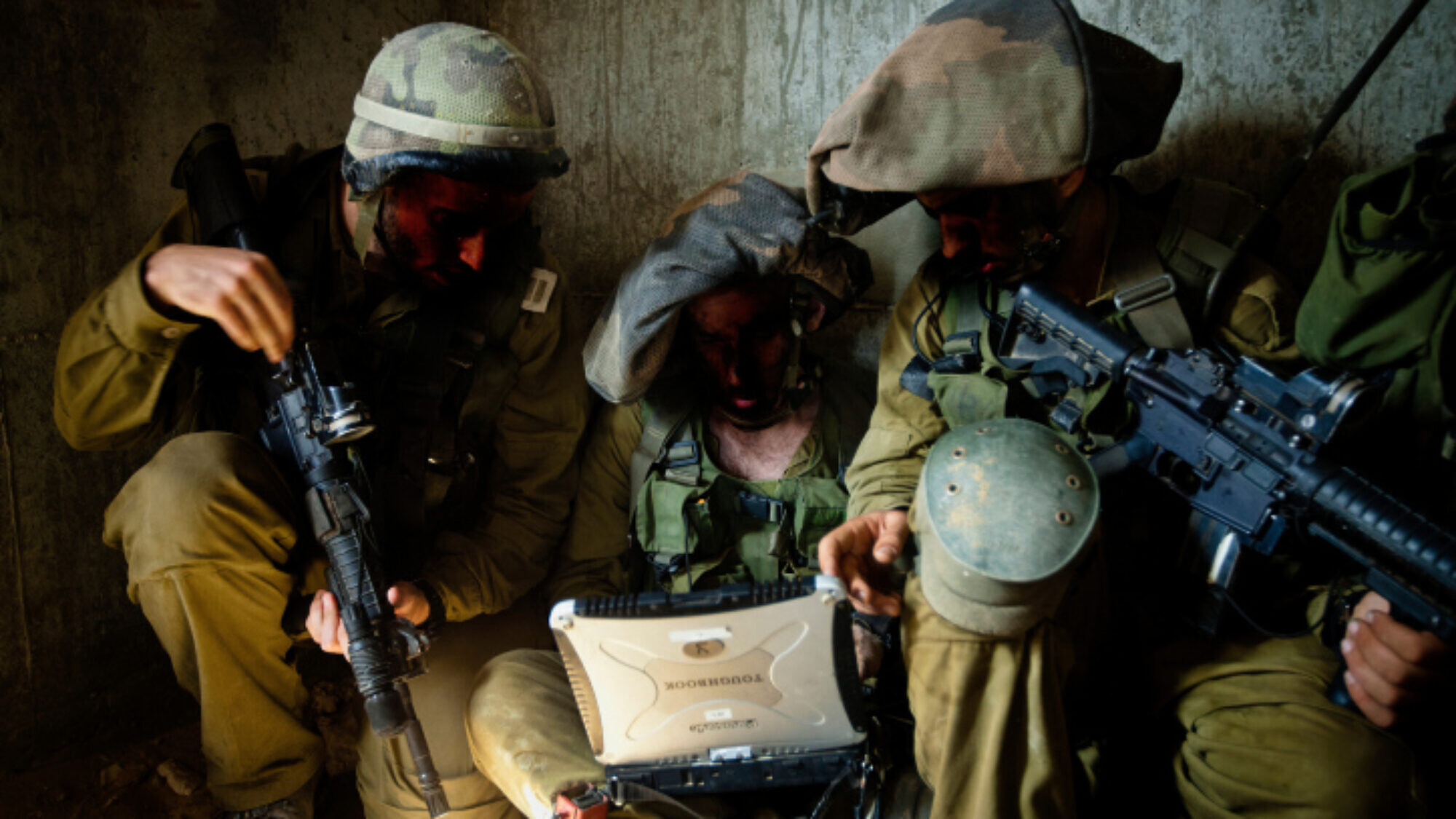Members of IDF Unite 8200's operational arm training in the field. Sep 11 2012. Photo by Moshe Shai/Flash90.