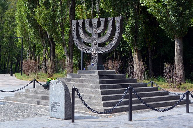 A memorial at Babi Yar in Ukraine, the site of a September 1941 massacre carried out by German forces and Ukrainian collaborators during their campaign against the Soviet Union in World War II. Credit: Meunierd/Shutterstock.