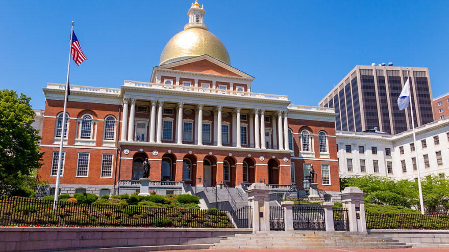The Massachusetts State House in Boston. Credit: f11photo/Shutterstock.