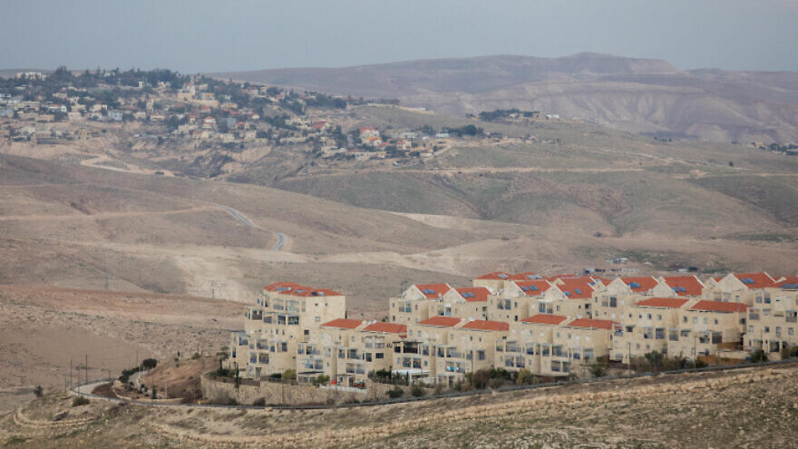View of the Israeli settlement of Ma’ale Adumin, in the West Bank on Jan. 2, 2017. Photo by Yonatan Sindel/Flash90.