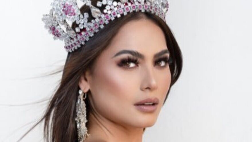 Miss Universe Andrea Meza from Mexico. Source: Twitter.