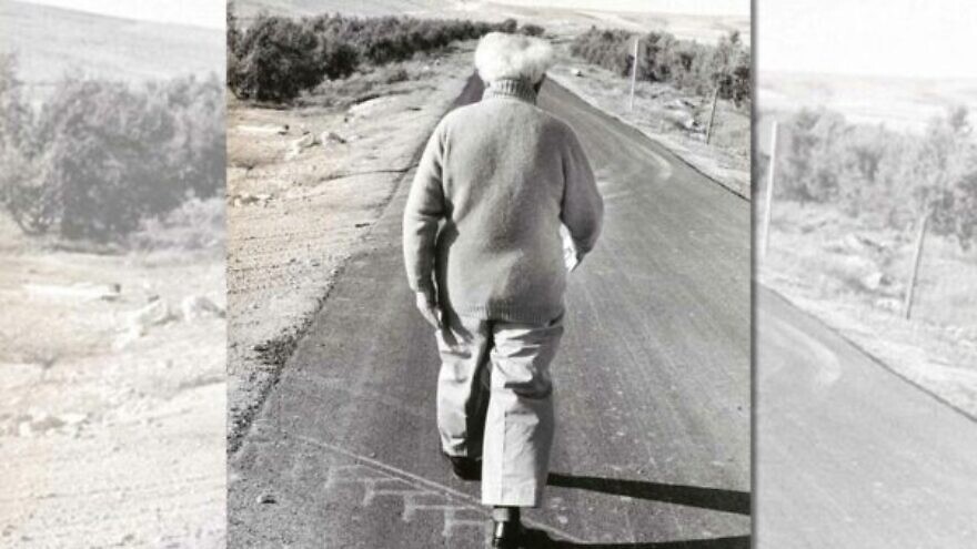 Israel's first prime minister, David Ben-Gurion, walks between his cabin at Kibbutz Sde Boker and the Midreshet Ben-Gurion school. Credit: Micha Baram/Archive.