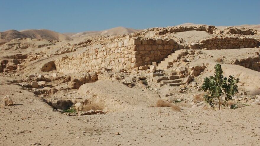 The ruins of a Hasmonean winter palace. Credit: Wikimedia Commons.