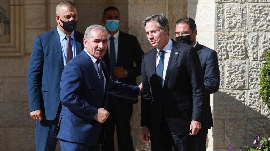 U.S. Secretary of State Antony Blinken (R) arrives for a  meeting with Palestinian leader Mahmoud Abbas, in Ramallah, on May 25, 2021. Photo by Flash90