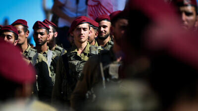 A swearing-in ceremony for the Israel Defense Forces' Paratroopers Brigade, at Ammunition Hill in Jerusalem, on Nov. 11, 2021. Photo by Arie Leib Abrams/Flash90.