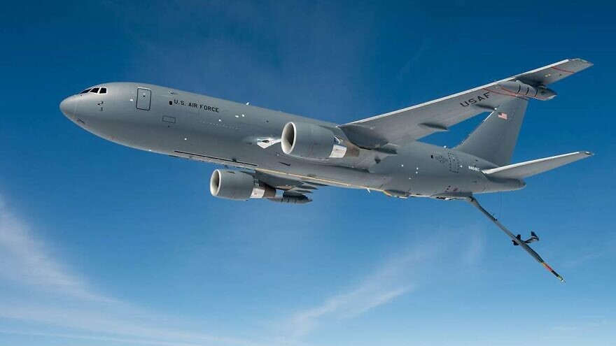 An illustration of Boeing KC-46 refueling aircraft. Credit: Boeing.