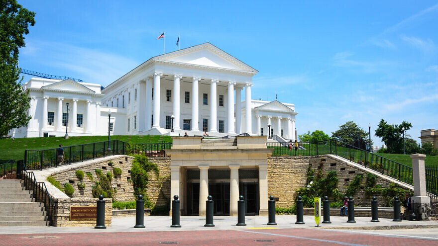 The Virginia State Capitol. Credit: Zack Frank/Shutterstock.