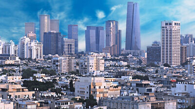 Tel Aviv business benter. Credit: fabulousparis/Shutterstock.