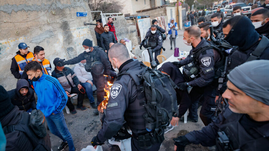 Palestinian protesters in Jerusalem's Sheikh Jarrah neighborhood, Feb. 14, 2022. Photo by Yossi Zamir/Flash90.