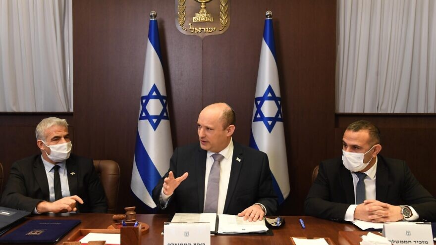 Israeli Prime Minister Naftali Bennett at the weekly Cabinet meeting on February 6, 2022. Credit: Haim Tzach/GPO.