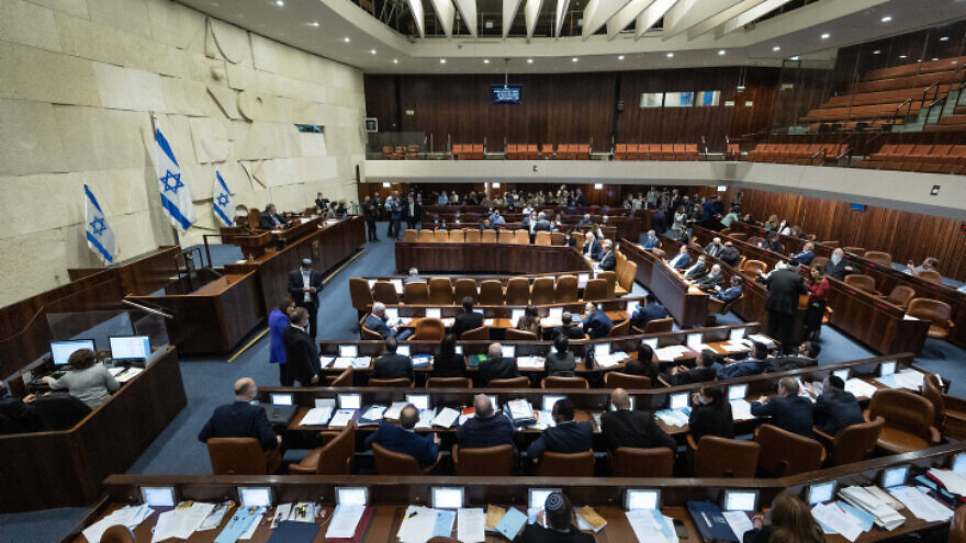 A discussion and a vote on the IDF Pension law, at the Knesset, the Israeli parliament in Jerusalem on February 28, 2022. Photo by Yonatan Sindel/Flash90