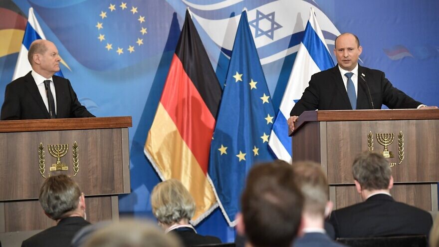 German Chancellor Olaf Scholz with Israeli Prime Minister Naftali Bennett in Jerusalem. March 2, 2022. Credit: Koby Gideon/GPO
