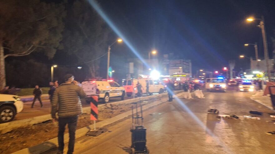Hadera shooting attack on March 27, 2022. Credit: Israel Police.