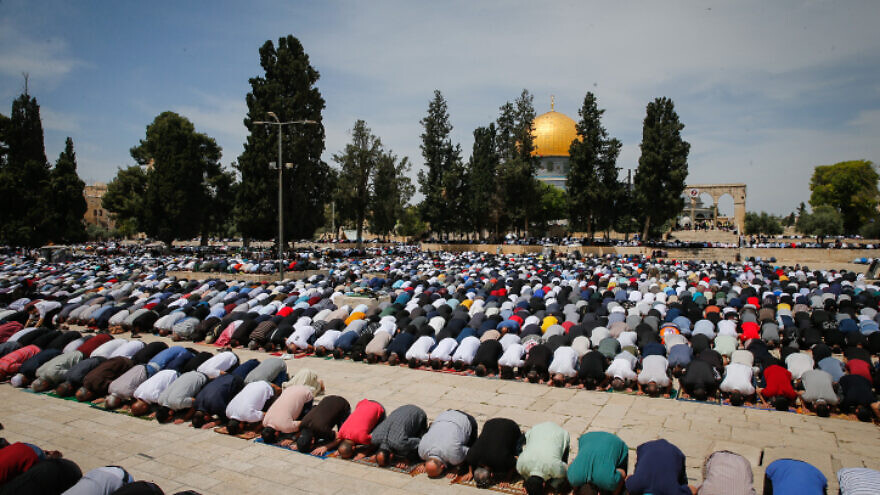 Muslims attend Friday prayers at the Al Aqsa mosque compound in Jerusalem's Old City, Friday, April 22, 2022. Photo by Jamal Awad/Flash90.