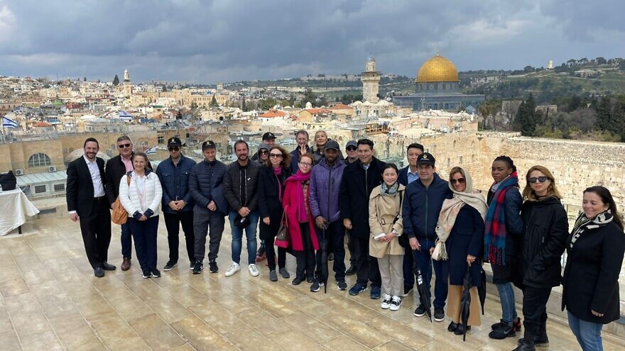 A delegation of foreign leaders, including Paraguay, Liberia and Argentina on a visit to Jerusalem hosted by former Israeli Ambassador to the United Nations Danny Danon. Source: Danny Danon/Twitter.