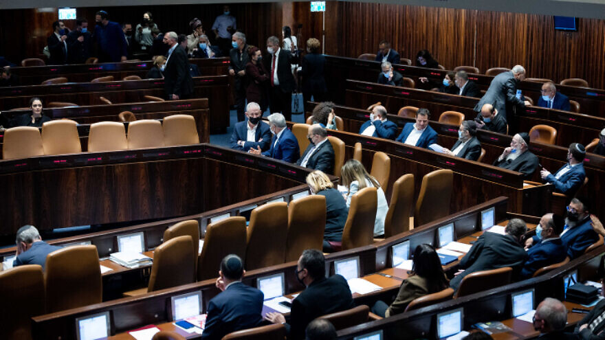 A plenum session at the Knesset in Jerusalem, Feb. 28, 2022. Photo by Yonatan Sindel/Flash90.
