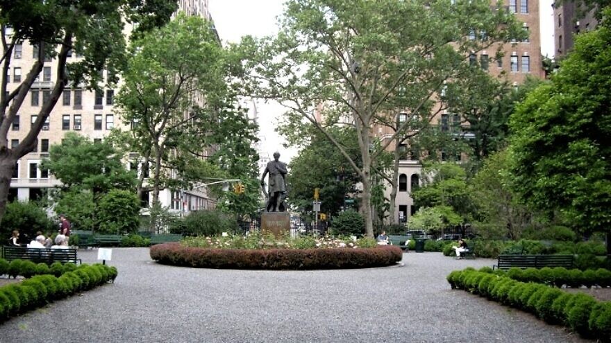 Gramercy Park in New York City. Credit: Dmadeo via Wikimedia Commons.