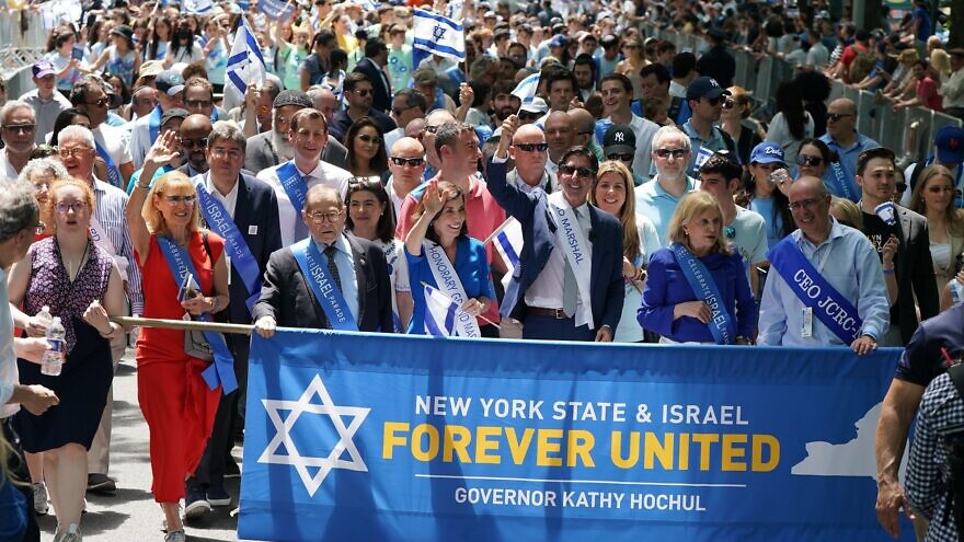 Local and national leaders take part in the “Celebrate Israel Parade” in New York City on May 22, 2022. Credit: Don Pollard/Office of Gov. Kathy Hochul.