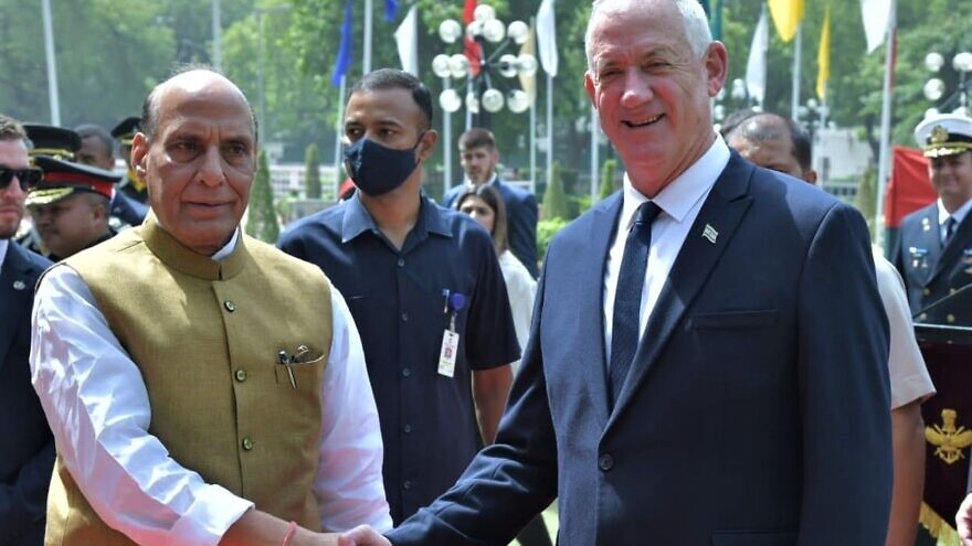 Israeli Defense Minister Benny Gantz and Indian Defense Minister Rajnath Singh in New Delhi on June 2, 2022. Credit: Virender Singh.