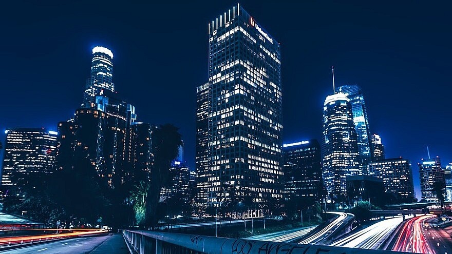 Los Angeles at night. Credit: Pixabay.