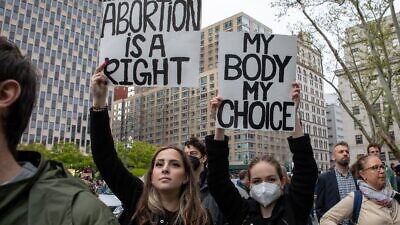 Pro-choice rally-goers at Foley Square, N.Y., May 3, 2022. Credit: Richard Scalzo/Shutterstock.