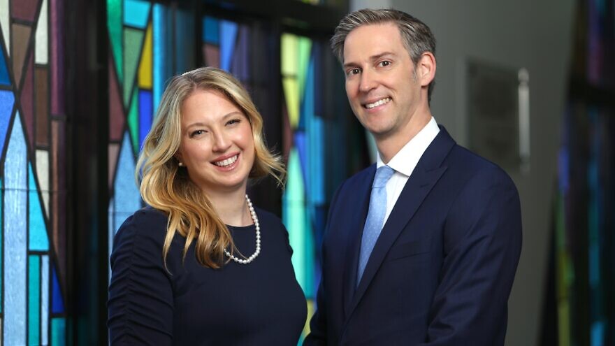 Rabbis Erez Sherman and Nicole Guzik will take over for longtime Rabbi David Wolpe at Sinai Temple in Los Angeles. Credit: Courtesy.