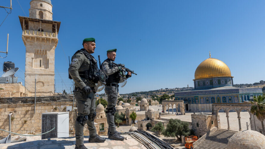 Israeli Border Police officers stand guard near the Al Aqsa Mosque compound in Jerusalem's Old City, on May 25, 2022. Photo by Yossi Aloni/Flash90.