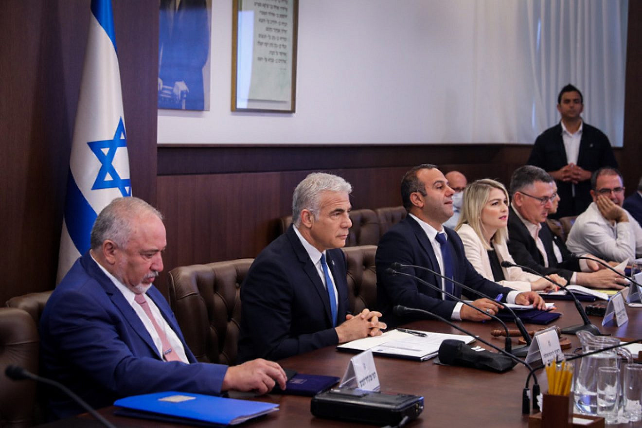 Prime Minister Yair Lapid leads a Cabinet meeting in Jerusalem, July 24, 2022. Credit: Marc Israel Sellem/POOL.
