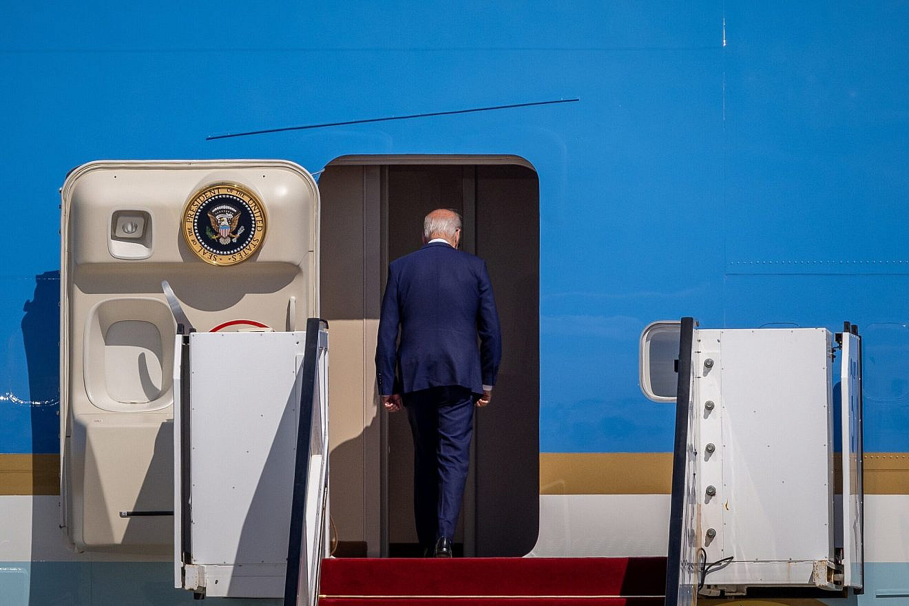U.S. President Joe Biden boards Air Force One for Saudi Arabia after a farewell ceremony in his honor at Ben-Gurion International Airport near Tel Aviv on July 15, 2022. Photo by Yonatan Sindel/Flash90.