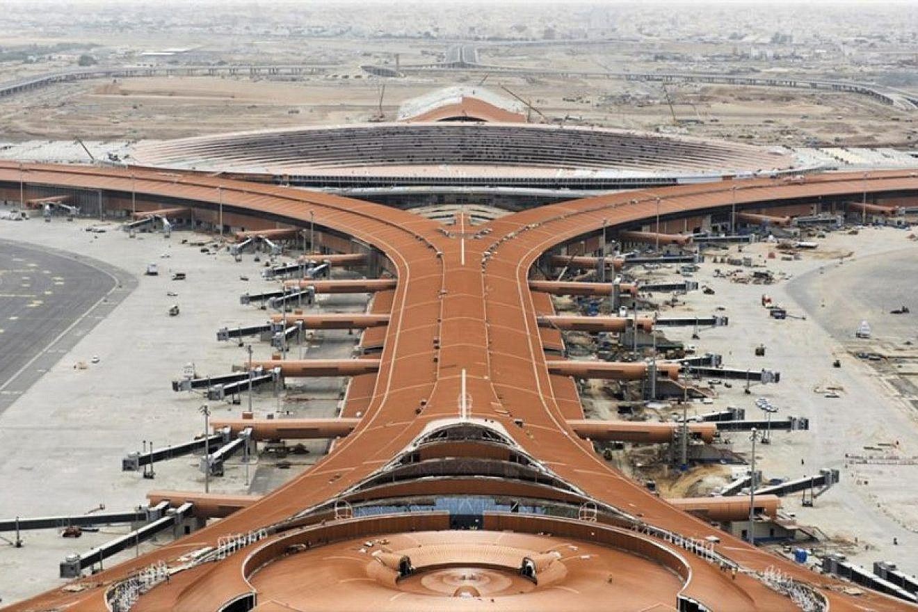 Aerial view of the new King Abdulaziz International Airport in Jeddah, Saudi Arabia, May 2020. Credit: Skytrax via Wikimedia Commons.