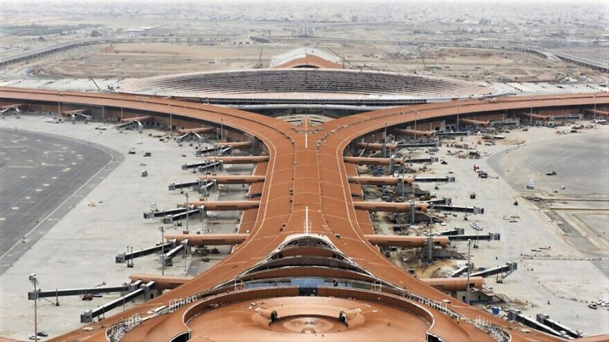 Aerial view of the new King Abdulaziz International Airport in Jeddah, Saudi Arabia, May 2020. Credit: Skytrax via Wikimedia Commons.