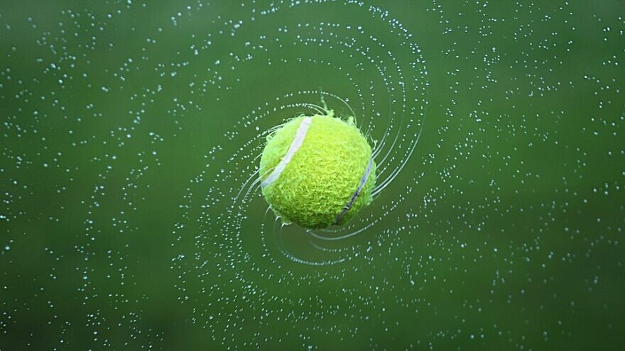 Tennis ball. Credit: Pixabay.