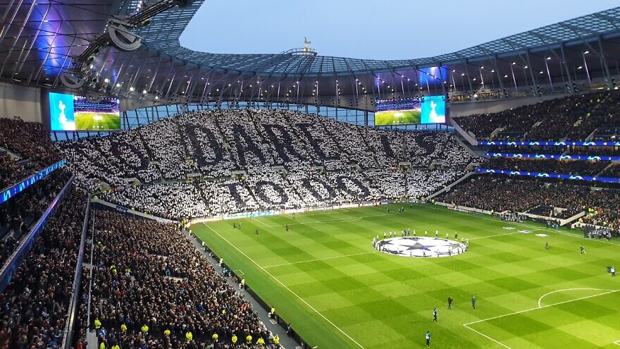 The South or Park Lane Stand at the Tottenham Hotspur Stadium before the UEFA Champions League quarter-finals with Manchester City on April 9, 2019. Credit: Bluejam via Wikimedia Commons.