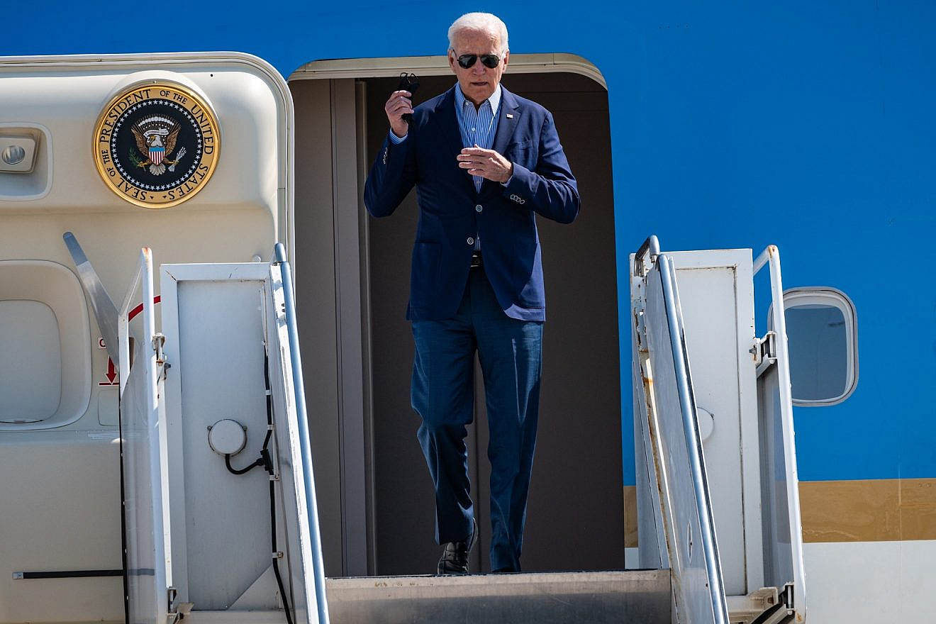 U.S. President Joe Biden exits Air Force 1 returning from Sacramento, Calif., on Sept. 13, 2021. Credit: Chris Allan/Shutterstock.