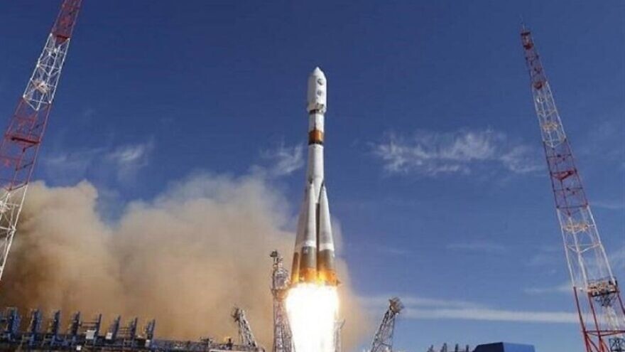 The launch of the Iranian satellite "Khayyam" on a Soyuz-2.1b rocket booster, on Aug 9, 2022. Credit: Tasnim News Agency.