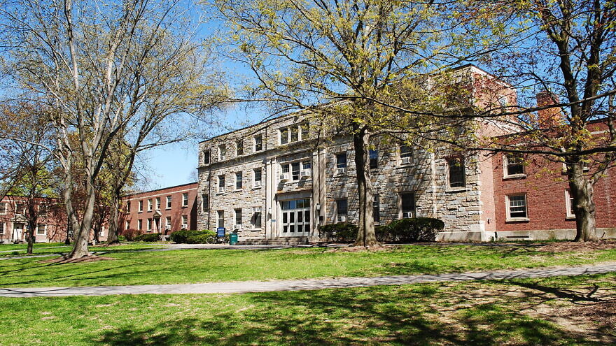 College Hall at SUNY New Paltz in New Paltz, NY. Credit: Wikimedia Commons.