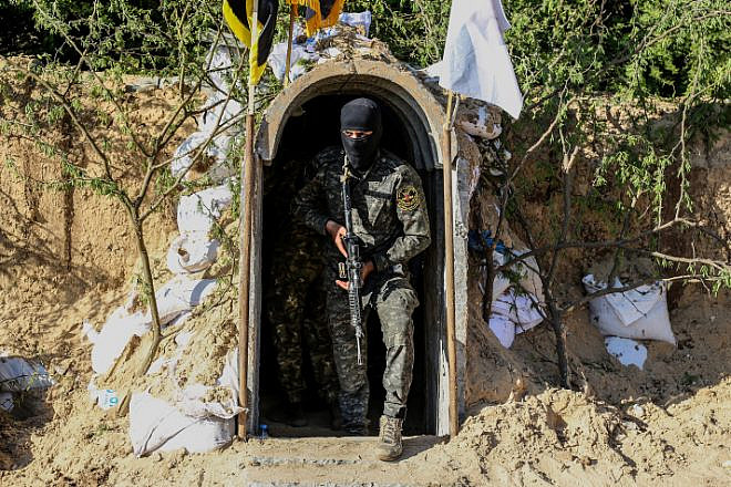 A Palestinian Islamic Jihad terrorist exits a tunnel in Beit Hanun in the Gaza Strip, May 18, 2022. Photo by Attia Muhammed/Flash90.