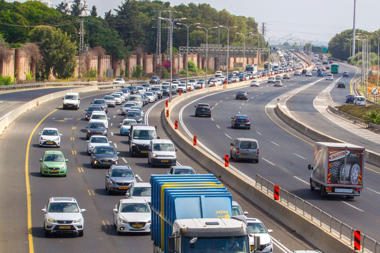 Heavy traffic on Highway 2 near Netanya, on July 25, 2022. Photo by Flash90.