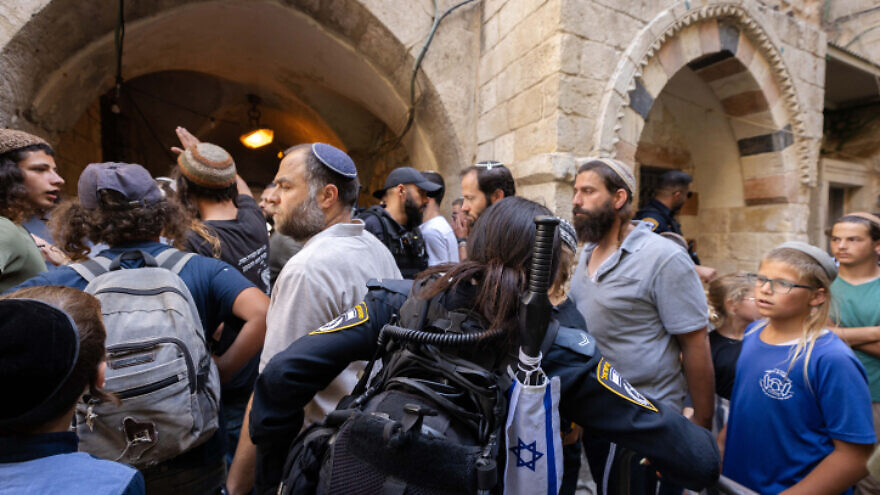 Jews returning from the Temple Mount in Jerusalem's Old City, during the Tisha B'Av on Aug. 7, 2022. Photo by Olivier Fitoussi/Flash90.