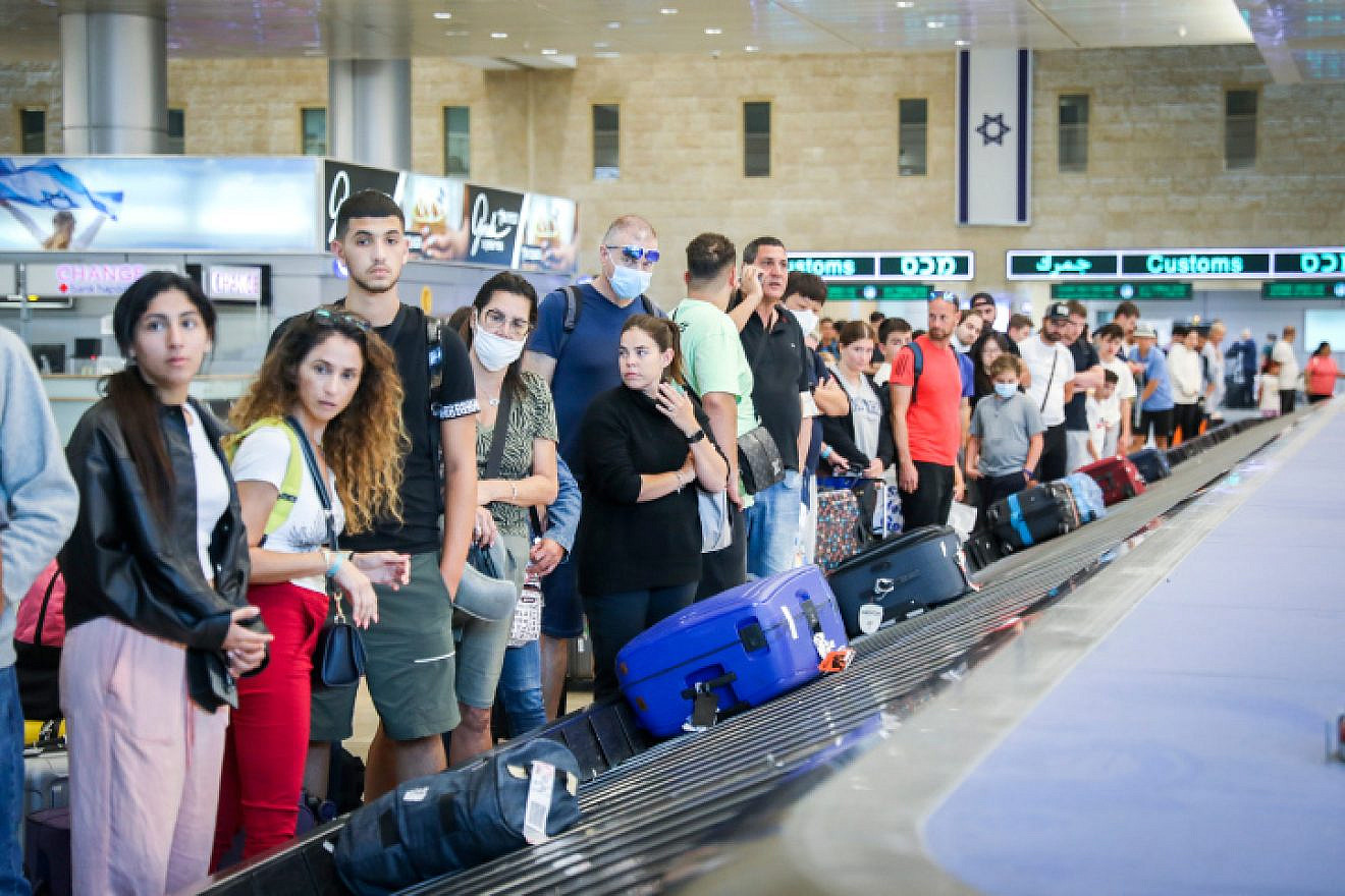 Ben-Gurion Airport near Tel Aviv, Aug. 21, 2022. Photo by Noam Revkin Fenton/Flash90.