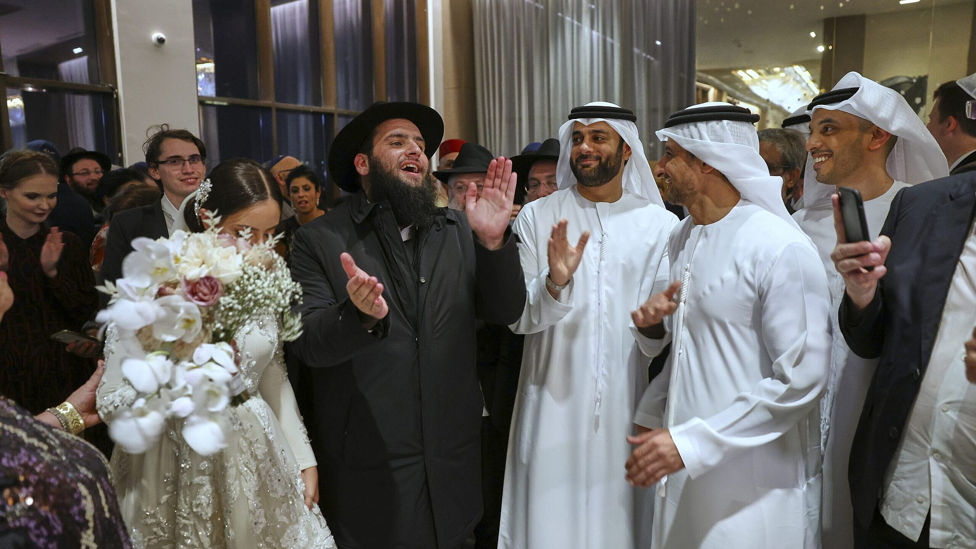 UAE Rabbi Levi Duchman and Lea Hadad during their wedding. The wedding is the largest Jewish event in the history of the Emirates. Credit: Jewish UAE/Christopher Pike.